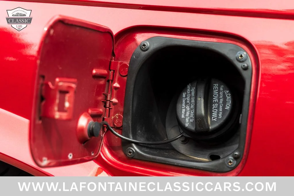 Used 2000 Red Cadillac ETC image 30
