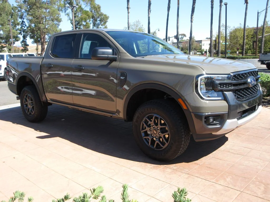 New 2026 Marsh Gray Ford XLT image 7