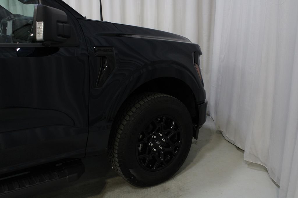 New 2026 Antimatter Blue Metallic Ford XLT image 27