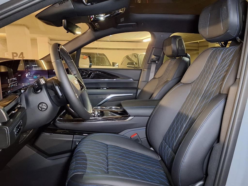 2026 Cadillac Escalade IQL Sport - Photo 14