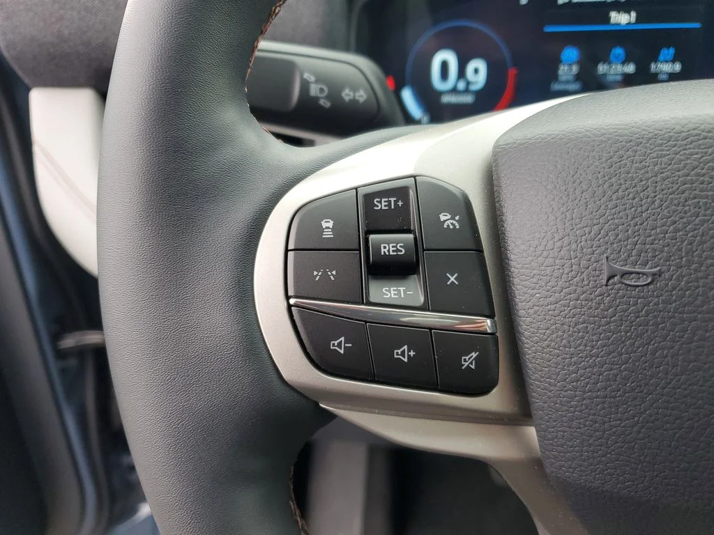 2026 Ford Explorer Active - Photo 10