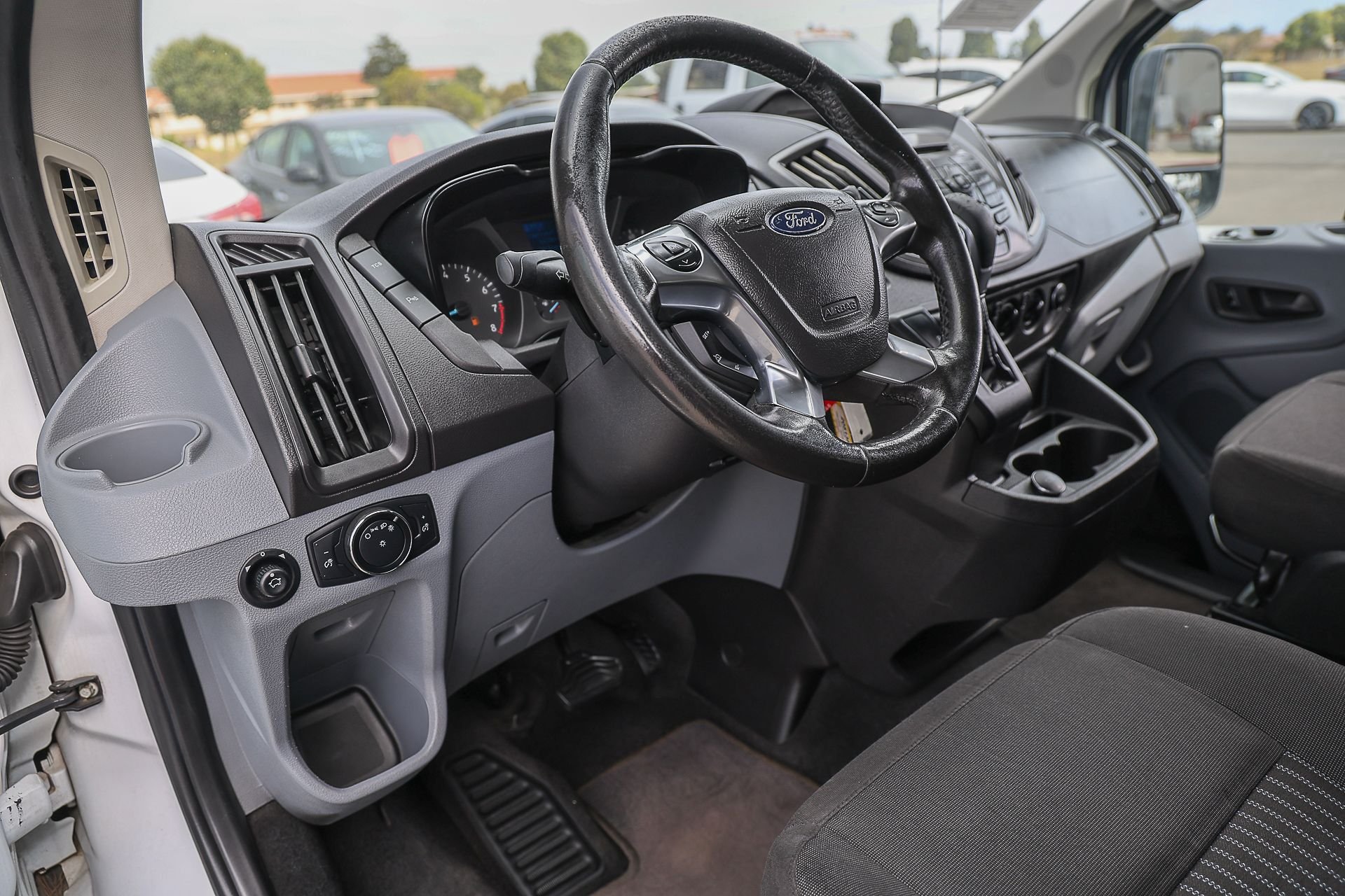 Used 2017 White Ford XLT image 11