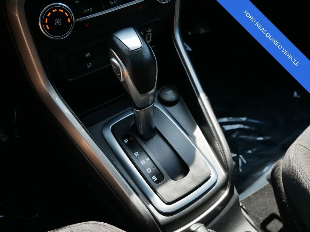 Used 2020 Black Ford SE image 22