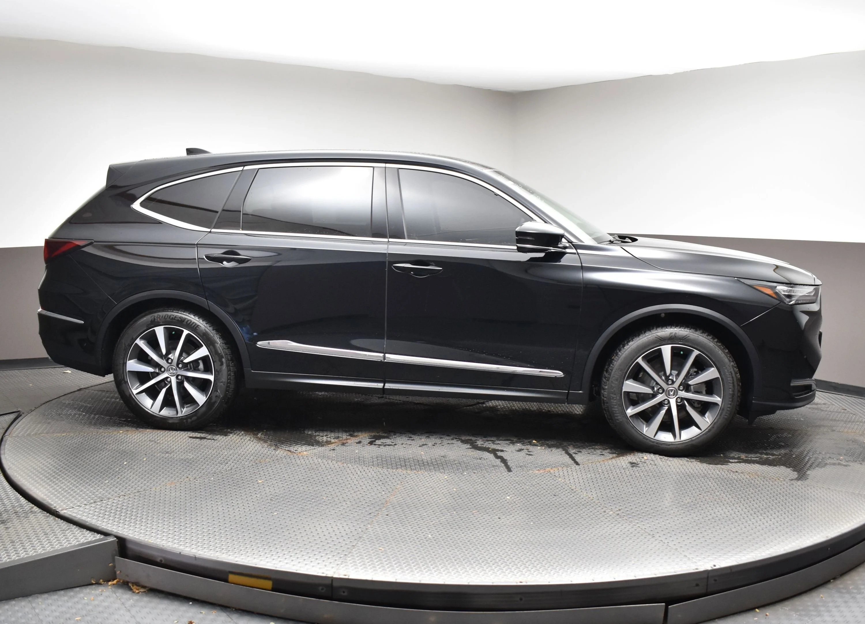 New 2026 Black Acura w/Technology Package image 4