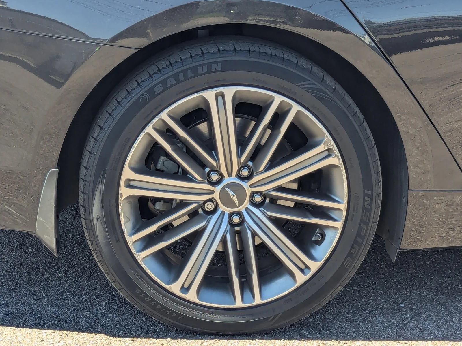Used 2018 Victoria Black Genesis 3.8L image 10