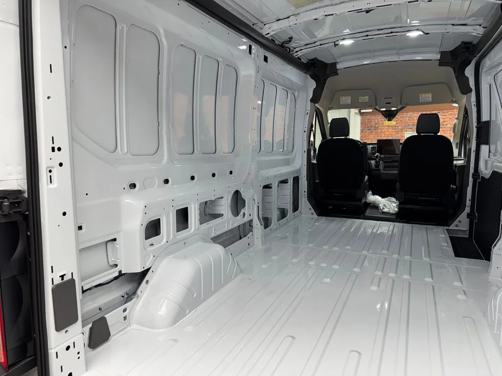 New 2026 Oxford White Ford Cargo Van image 26