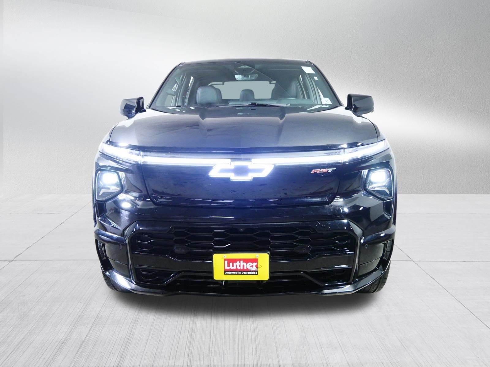 Used 2025 Chevrolet Silverado EV RST with VIN 1GC402EL1SU404453 for sale in Brooklyn Center, MN