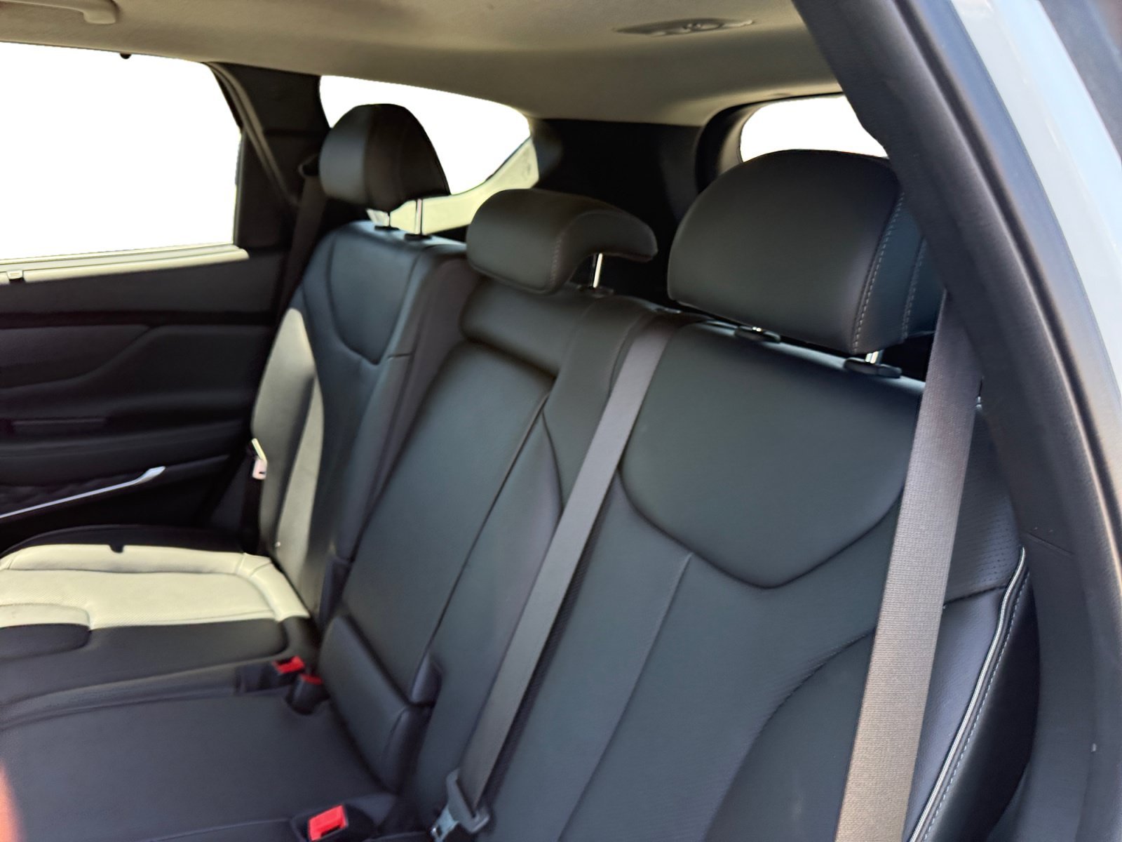 Certified Used 2022 Quartz White Hyundai Limited image 16