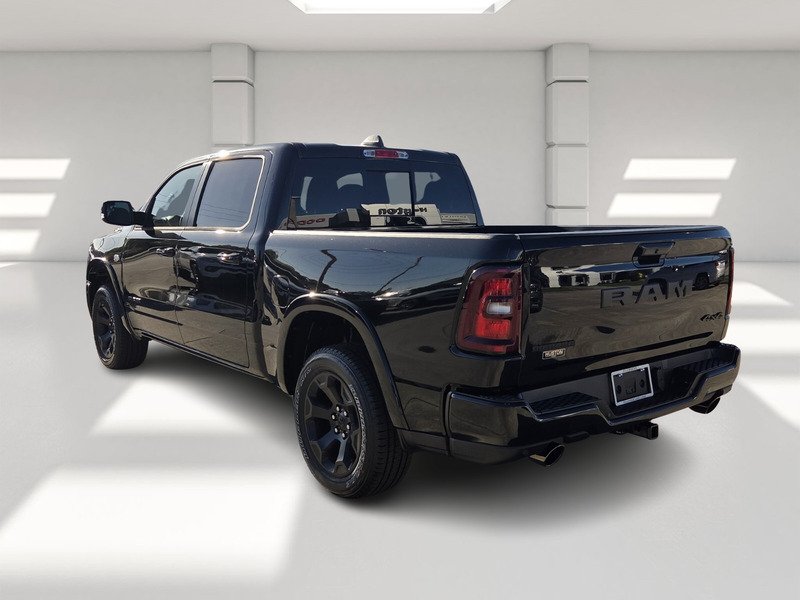 New 2026 Diamond Black Crystal Pearlcoat RAM BIG HORN 4X4 CREW CAB 5