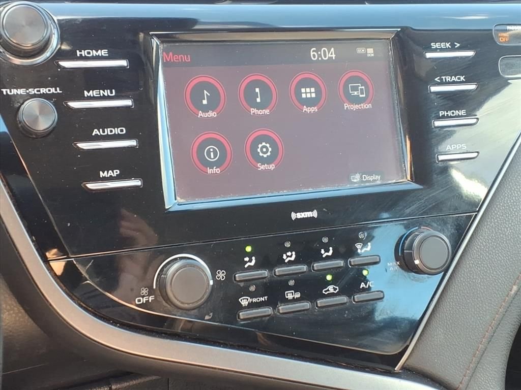 Used 2020 Silver Toyota LE image 23
