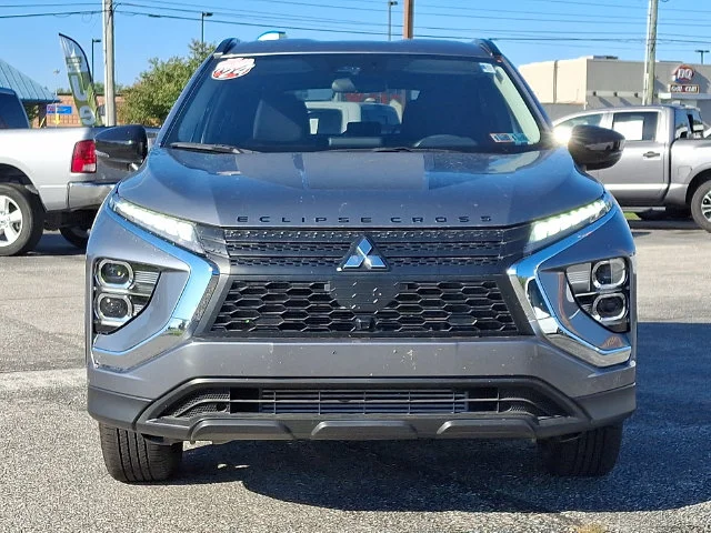 Used 2024 Gray Mitsubishi Black Edition image 3