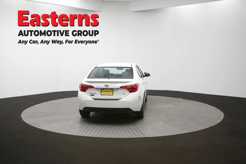Used 2018 White Toyota SE image 35