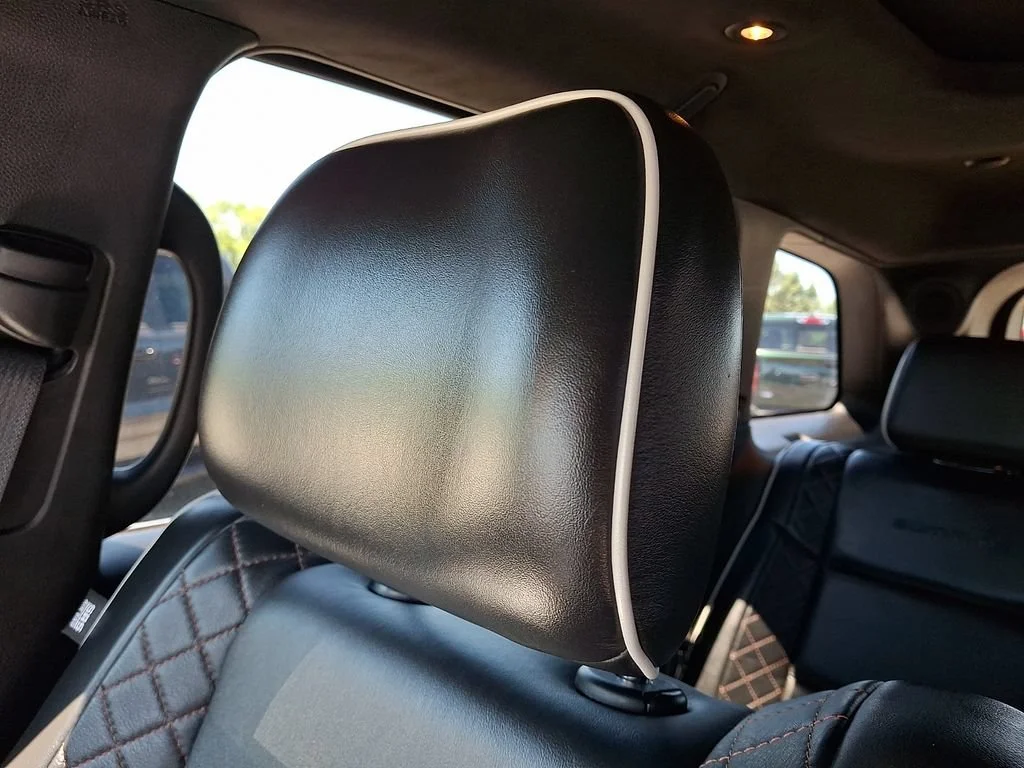 Used 2021 Diamond Black Crystal Pearlcoat Jeep Summit image 18