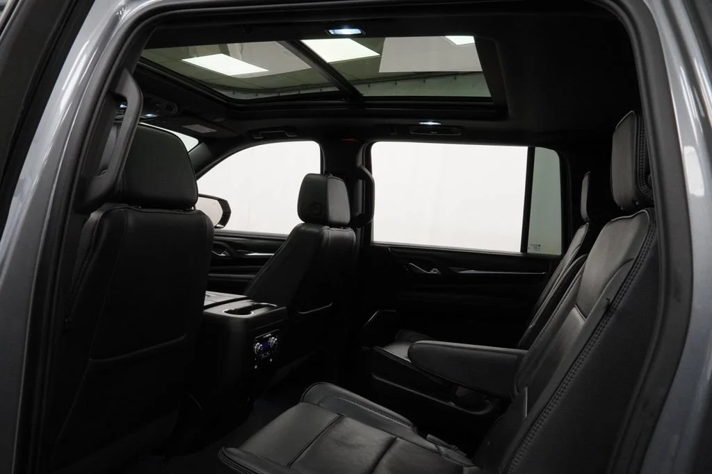 Used 2021 SATIN STEEL METALLIC GMC Denali image 13