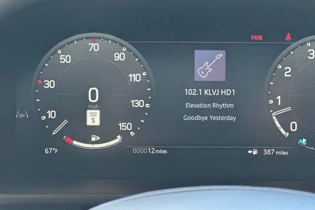 New 2026 Borasco Grey Land Rover X-Dynamic SE image 26