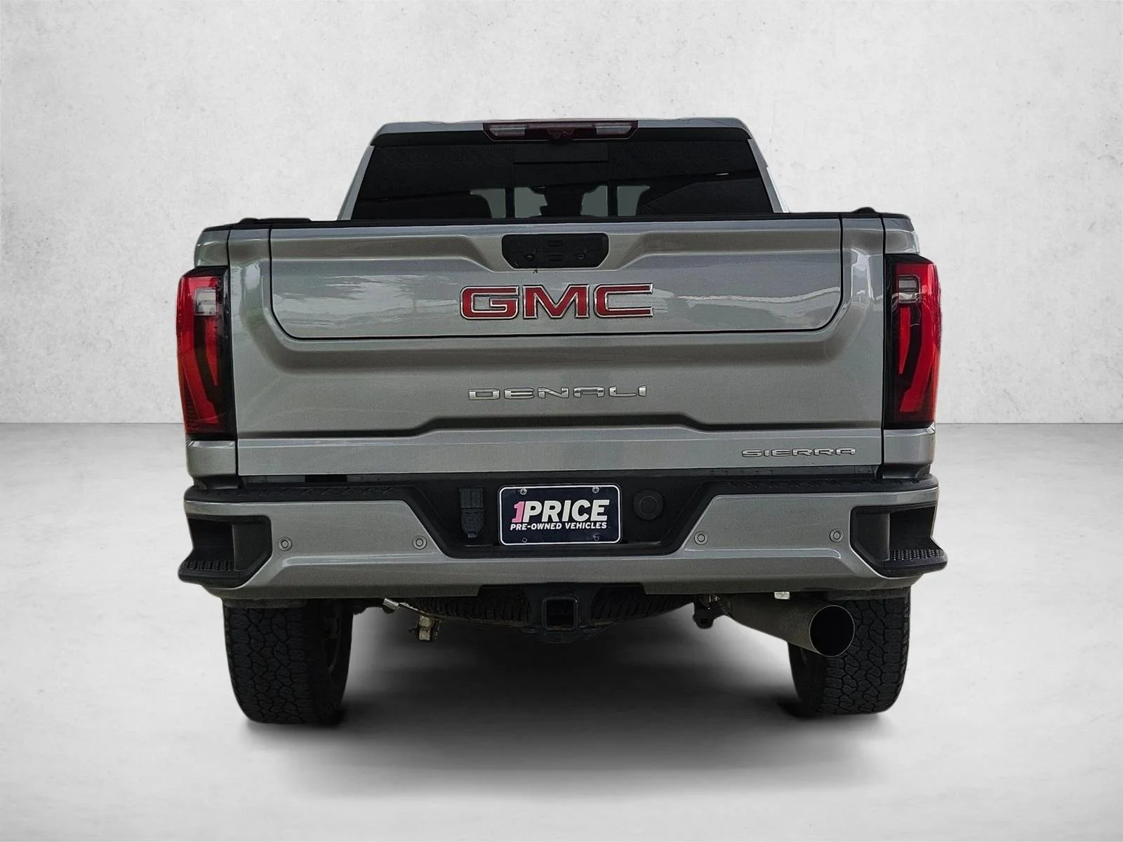 Used 2024 Sterling Metallic GMC Denali image 6