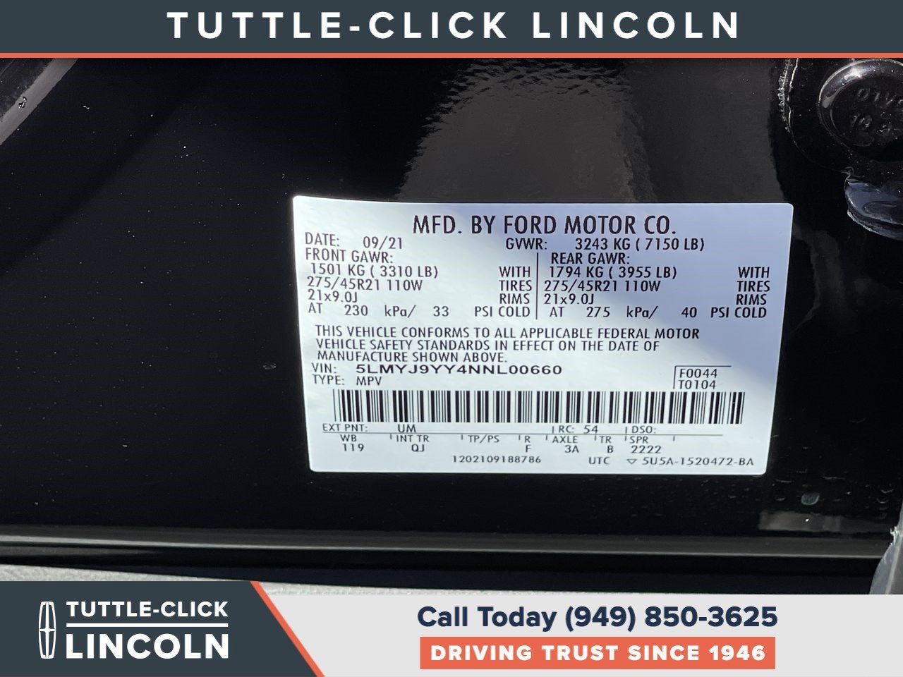 Certified Used 2022 Black Lincoln Black Label Grand Touring image 33