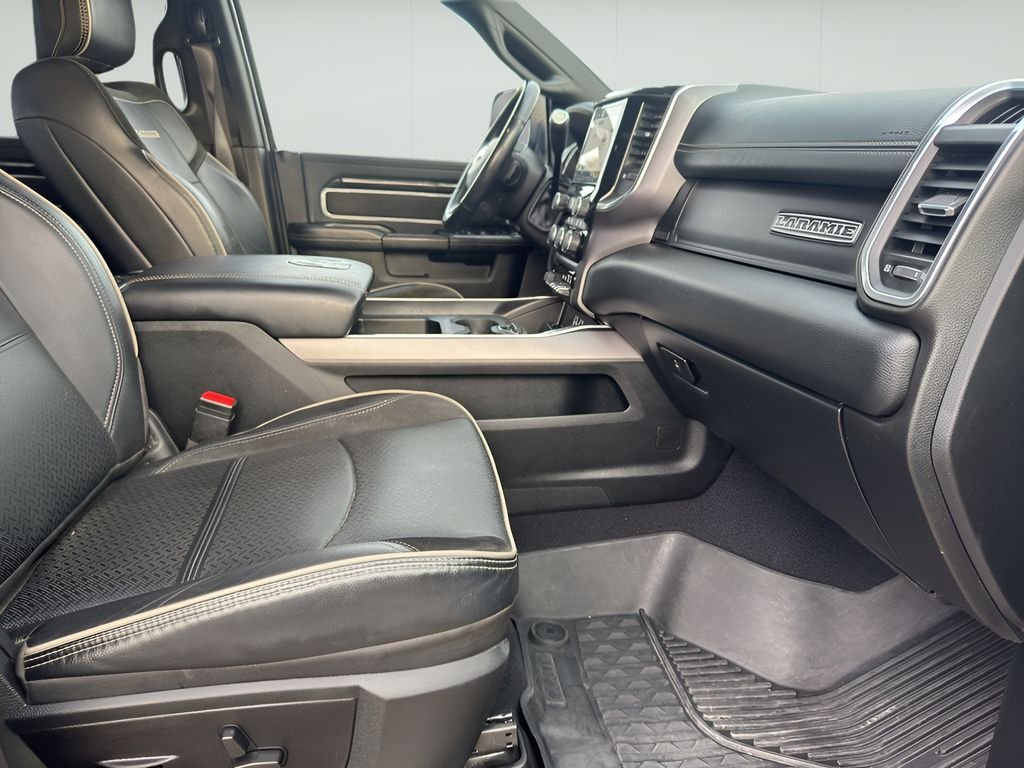 Used 2022 Granite Crystal Metallic Clearcoat Ram Laramie image 17