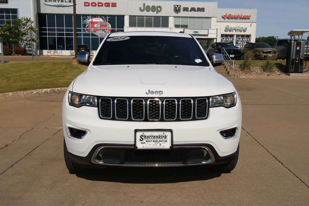 Used 2018 White Jeep Limited image 2