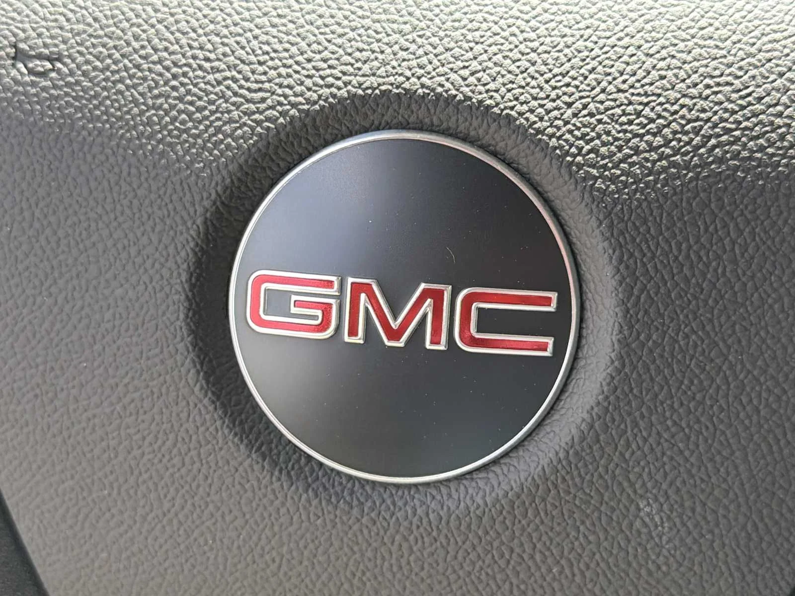 2025 GMC Savana Cargo Work Van - Photo 22