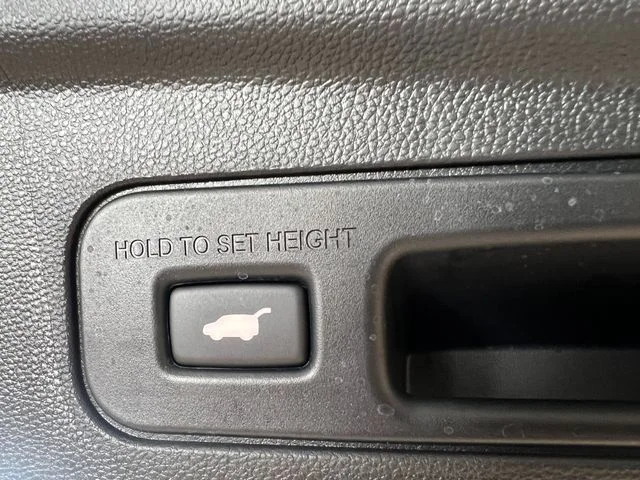 New 2026 Solar Silver Metallic Acura Base image 32
