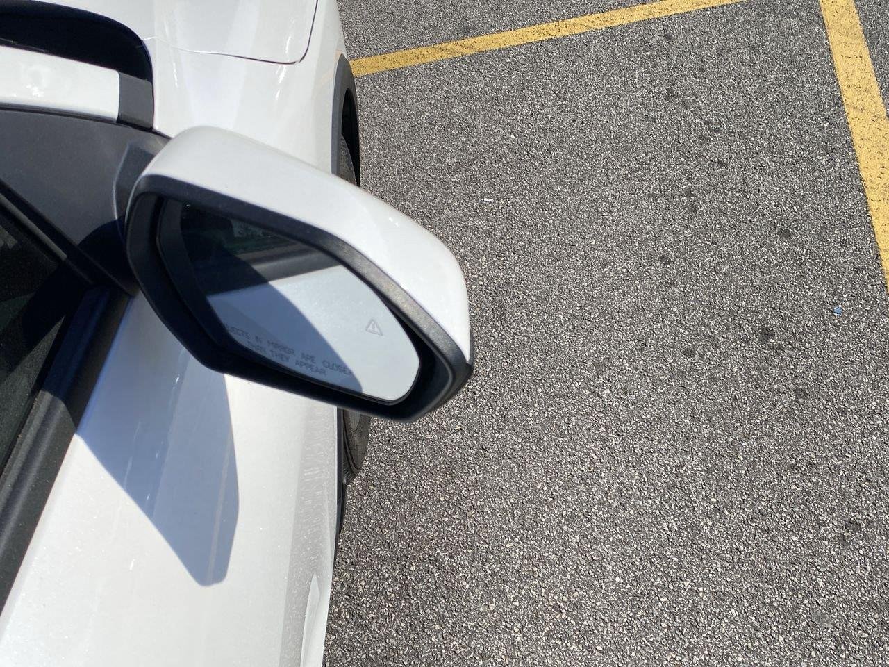 New 2026 Snow White Pearl Kia LXS image 12