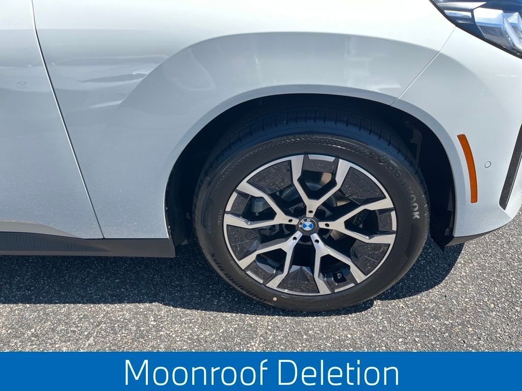 Used 2026 White BMW 30 xDrive image 2