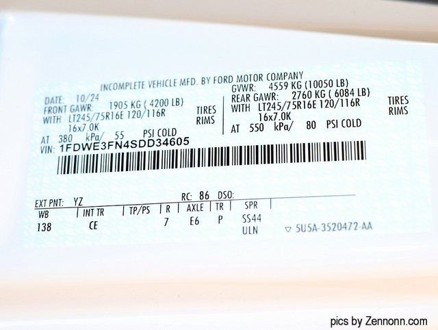 2025 Ford E-Series Cutaway Base - Photo 16