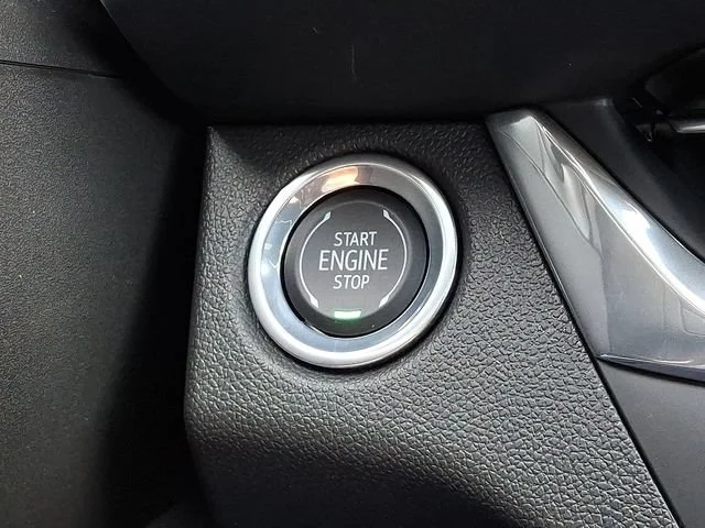 New 2026 Summit White Buick Preferred image 20