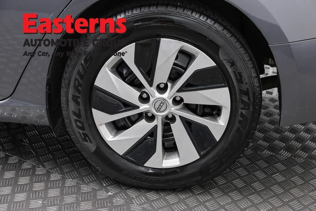 Used 2023 Gray Nissan 2.5 S image 32