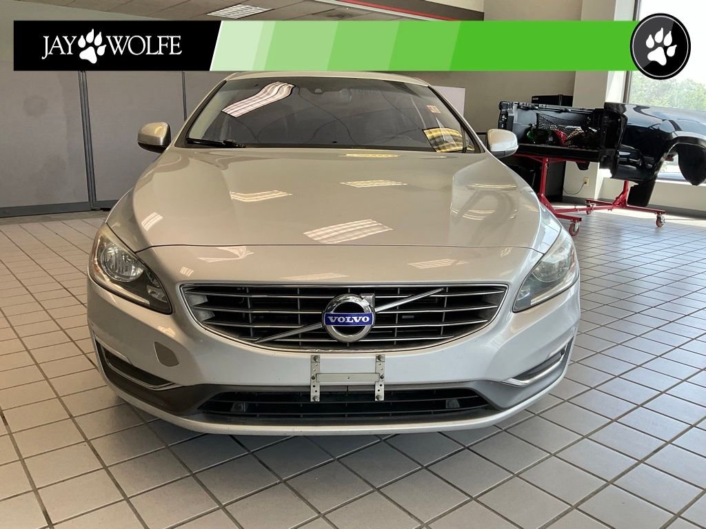 Used 2018 Volvo S60 Inscription with VIN LYV402TK5JB165508 for sale in Kansas City