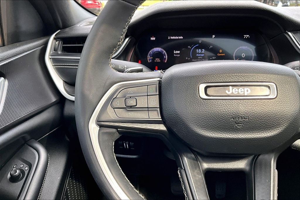 Used 2023 Black Jeep Altitude image 18