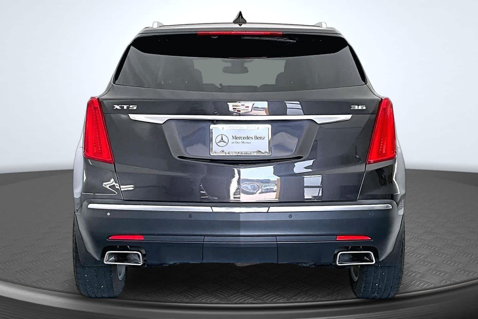 Used 2017 Dark Granite Metallic Cadillac Premium Luxury FWD image 5