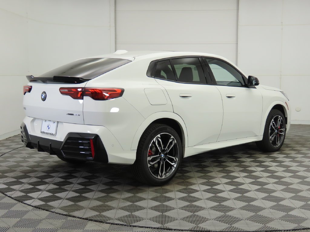 Certified Used 2026 Alpine White BMW xDrive28i image 6