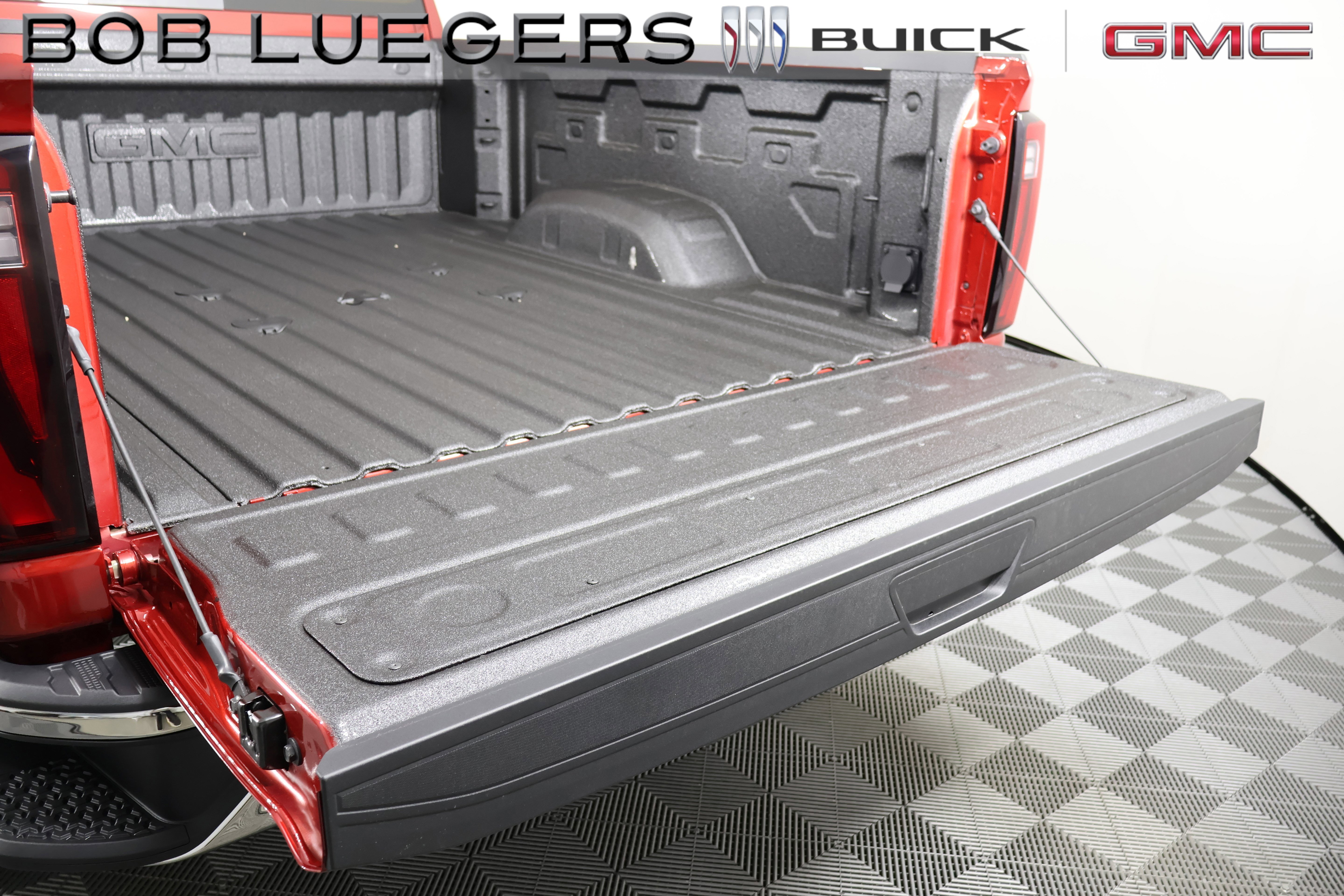 2026 GMC Sierra 2500HD SLT - Photo 6