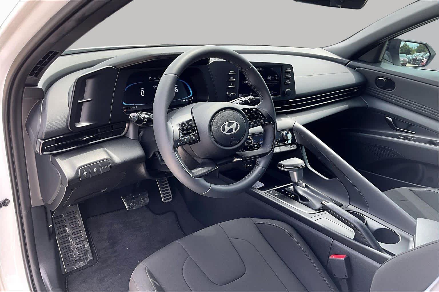 Used 2026 Serenity White Hyundai SEL Sport image 16