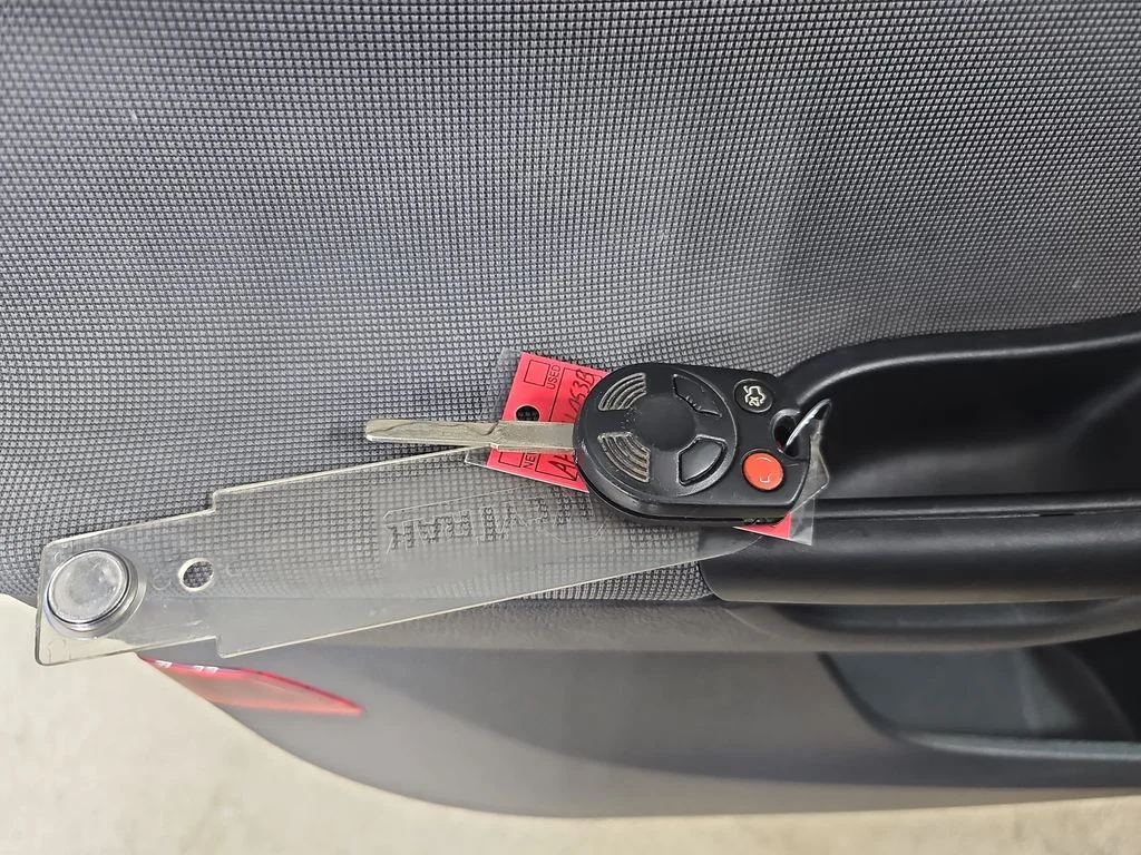 Used 2014 Red Ford SE image 39