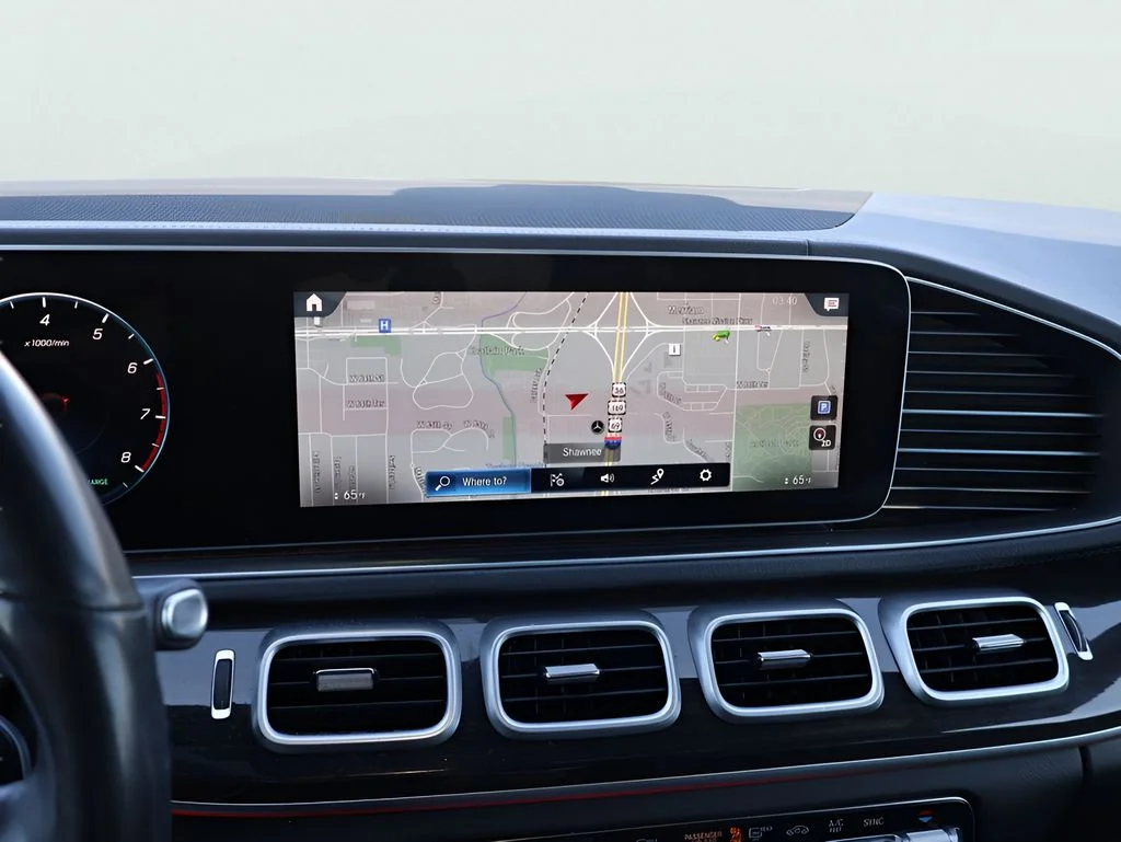 Used 2020 Black Mercedes-Benz GLS 450 image 21
