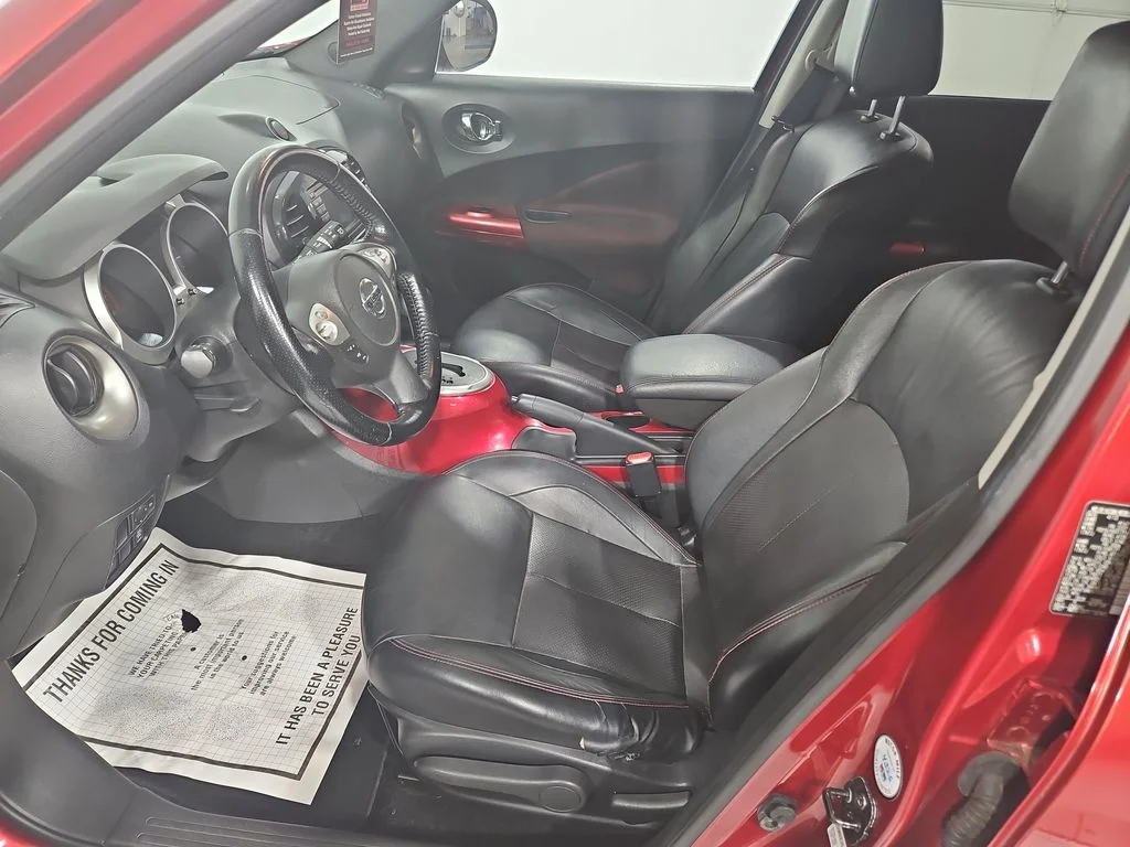 Used 2013 Red Nissan SL image 10