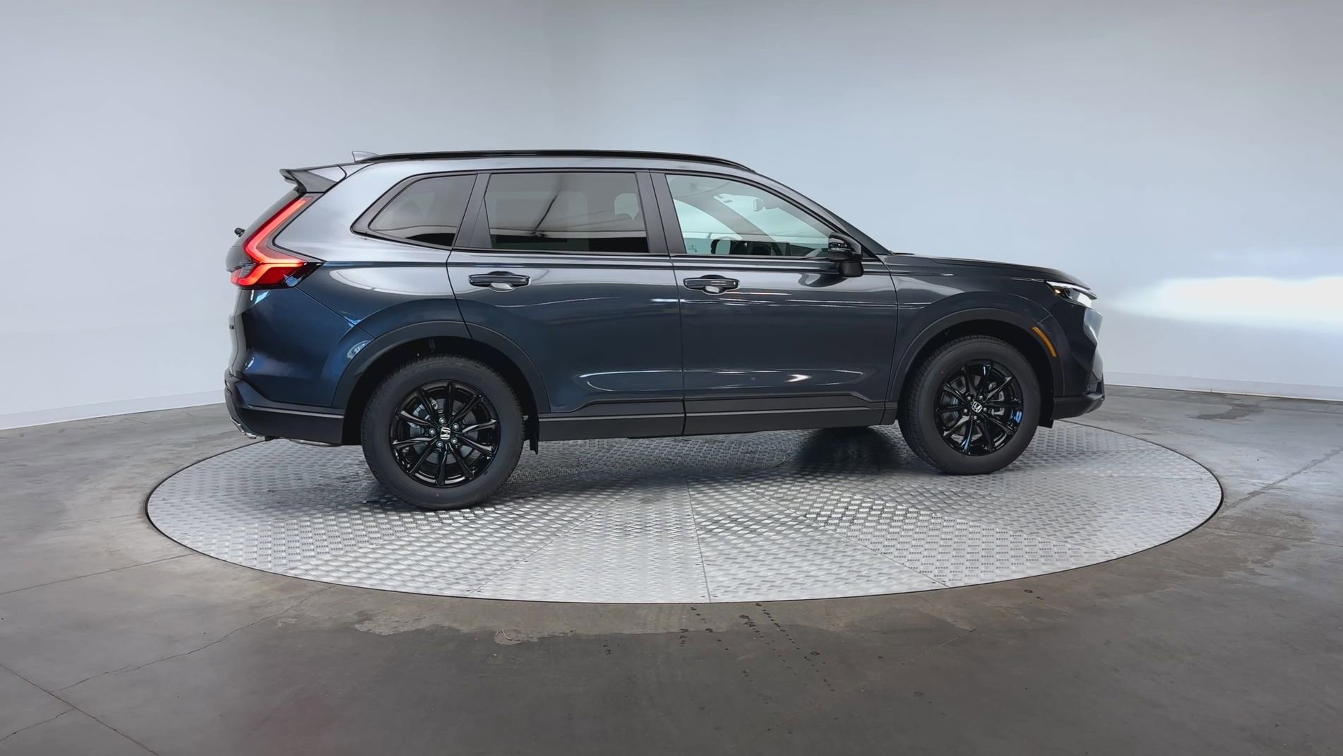 New 2026 Meteorite Gray Metallic Honda Sport-L image 9
