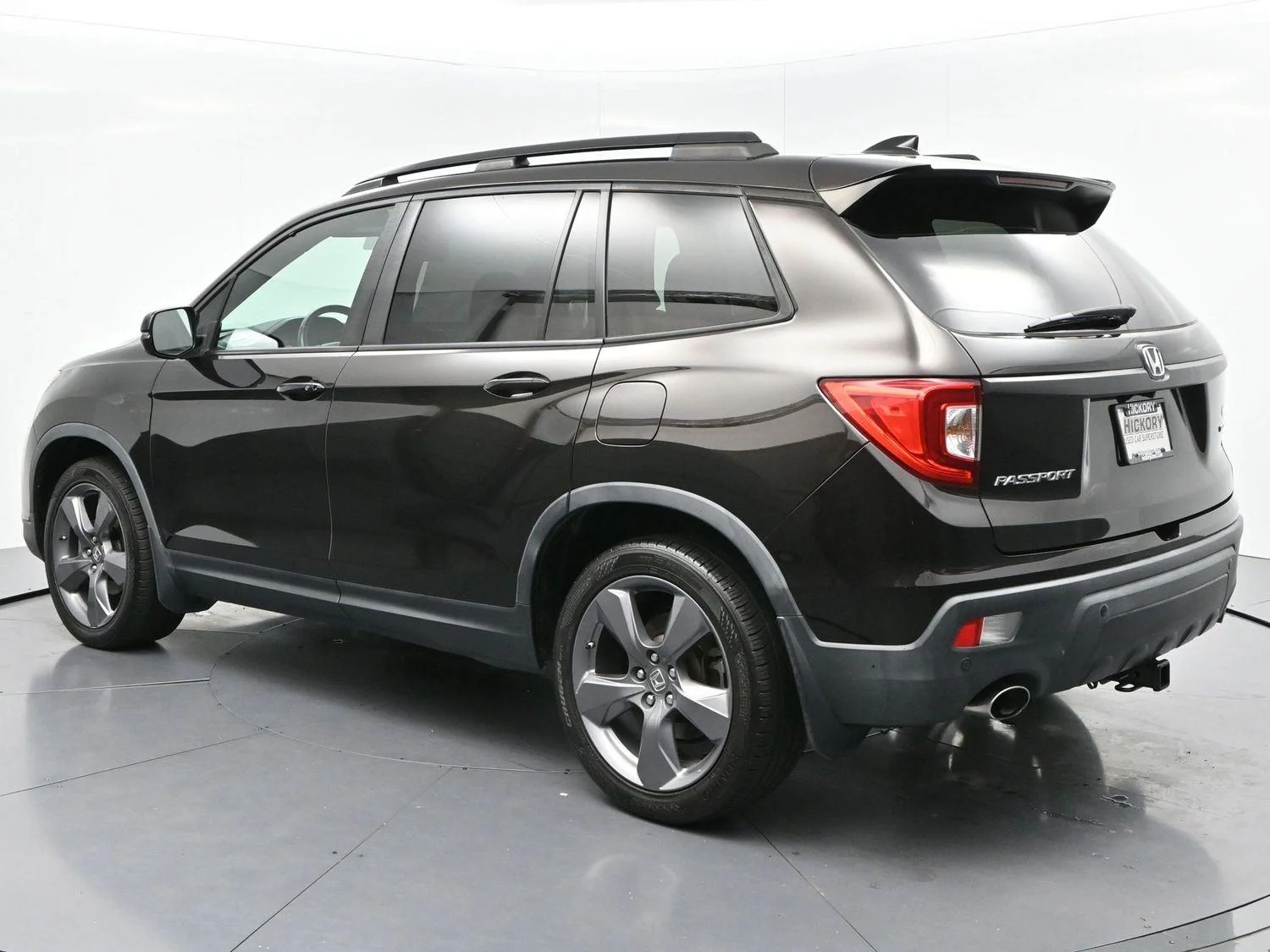 Used 2020 Black Copper Pearl Honda Touring image 5
