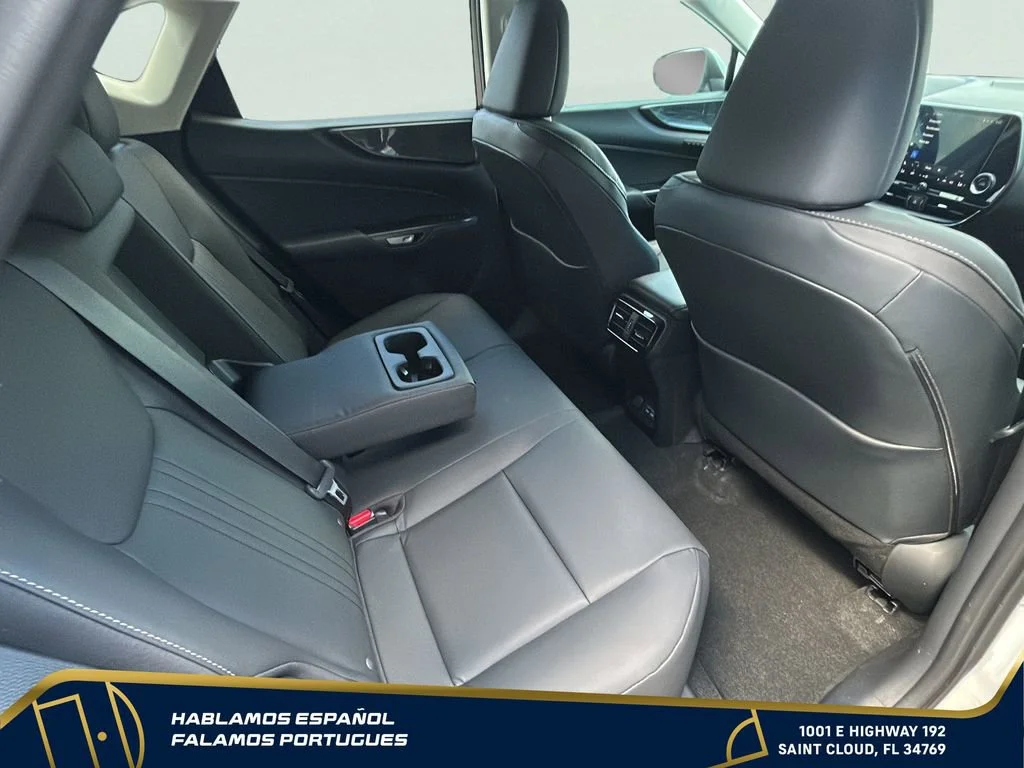Used 2025 White Lexus Premium image 29