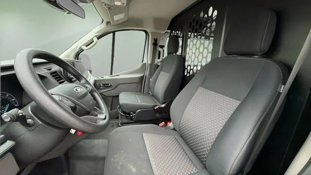 Used 2025 White Ford Base image 19