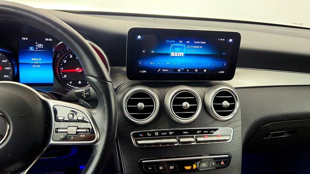 Used 2022 Mojave Silver Metallic Mercedes-Benz GLC 300 4MATIC SUV w/ AMG® Line & Premium Package Lite image 16
