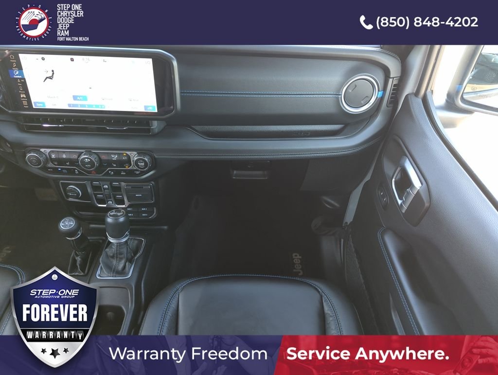 Used 2024 Silver Jeep High Altitude 4xe image 13