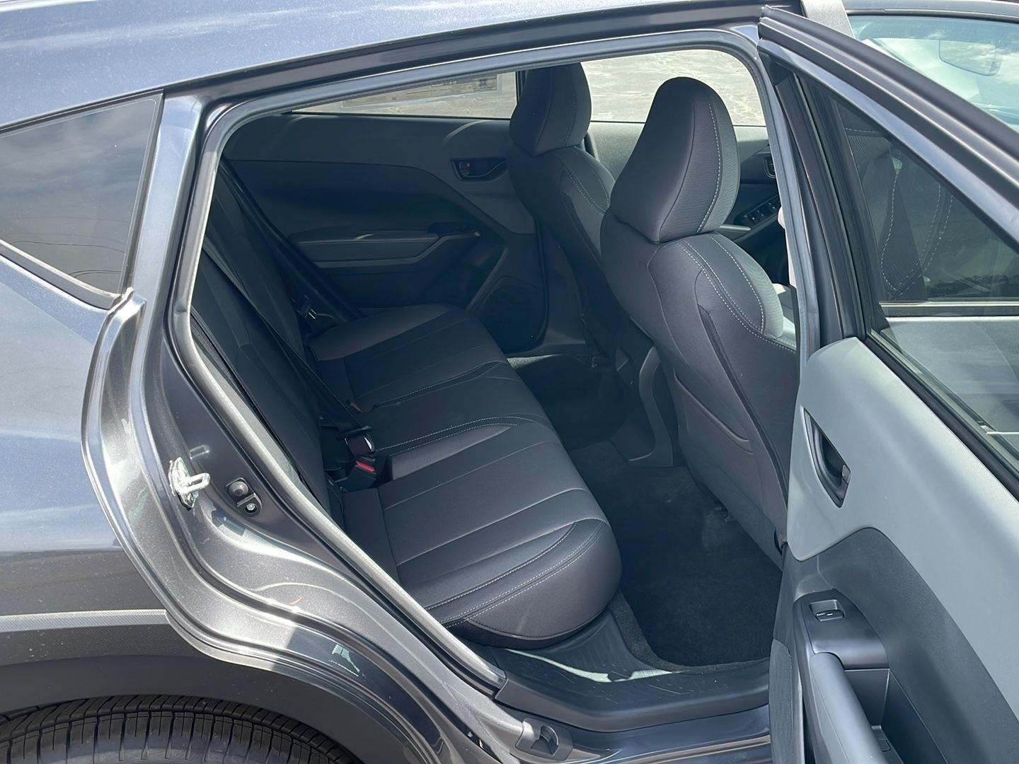 New 2026 MAGNETITE GRAY PEARL Subaru Base image 23