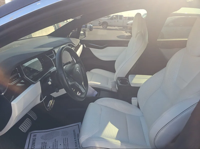 Used 2016 Gray Tesla P90D image 7