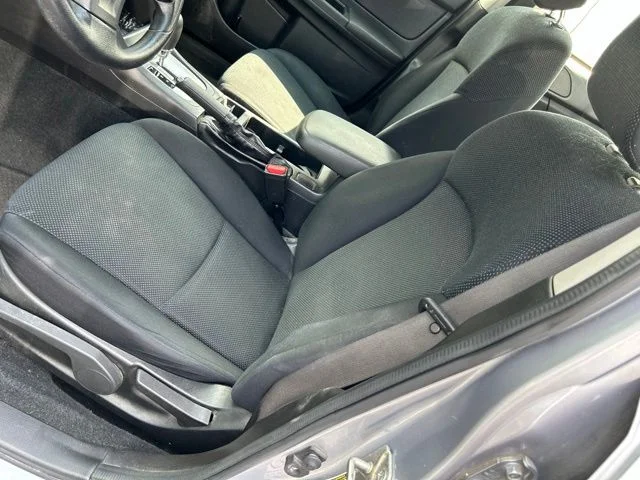 Used 2013 Silver Subaru 2.0i image 15