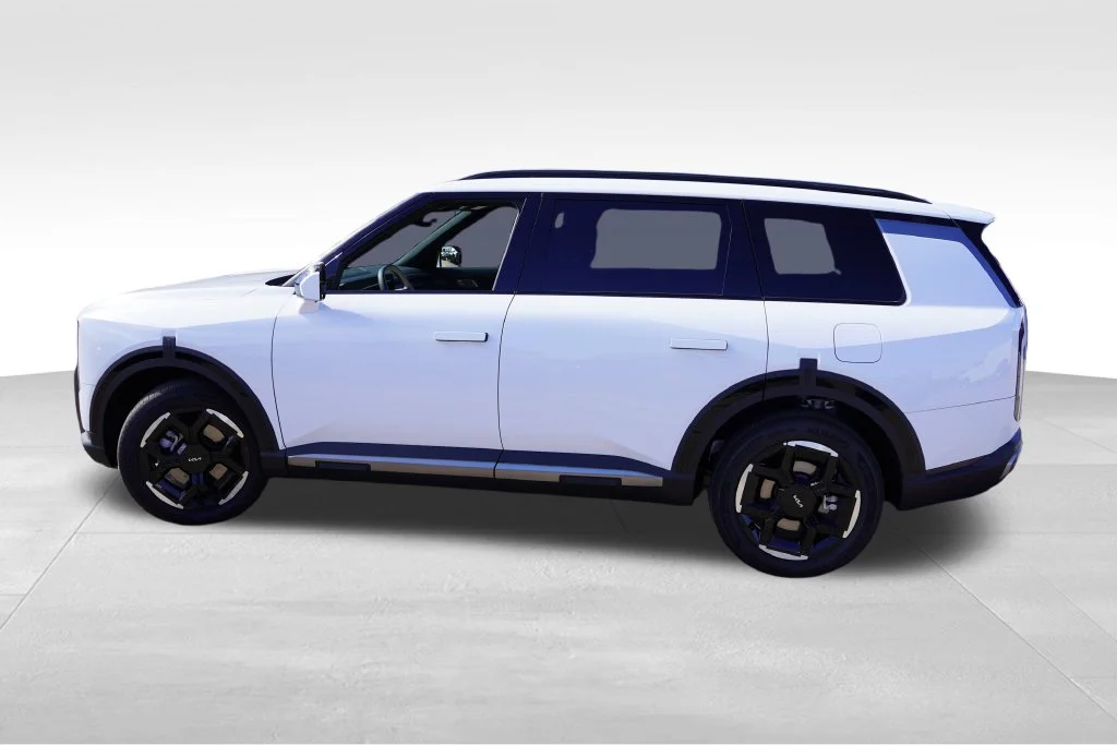 Certified Used 2027 Glacial White Kia EX image 10