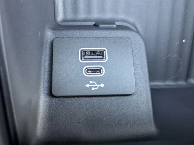 New 2027 Agate Black Metallic Ford Active image 24